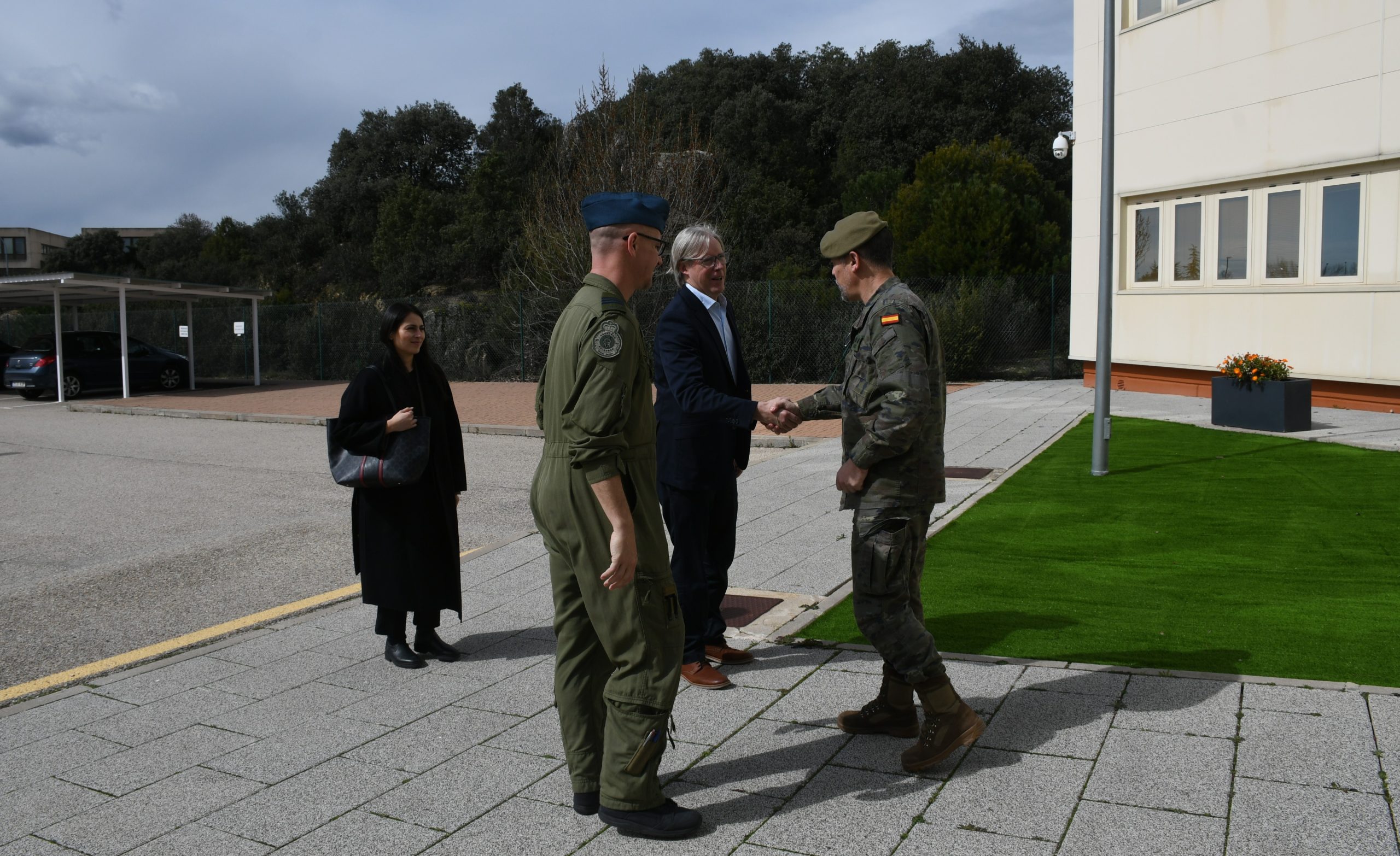 The Defense Attaché to the Canadian Embassy in Madrid visits the C-IED COE
